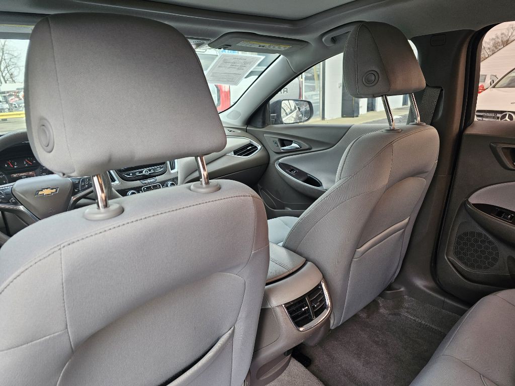 2020 Chevrolet Malibu Image 36