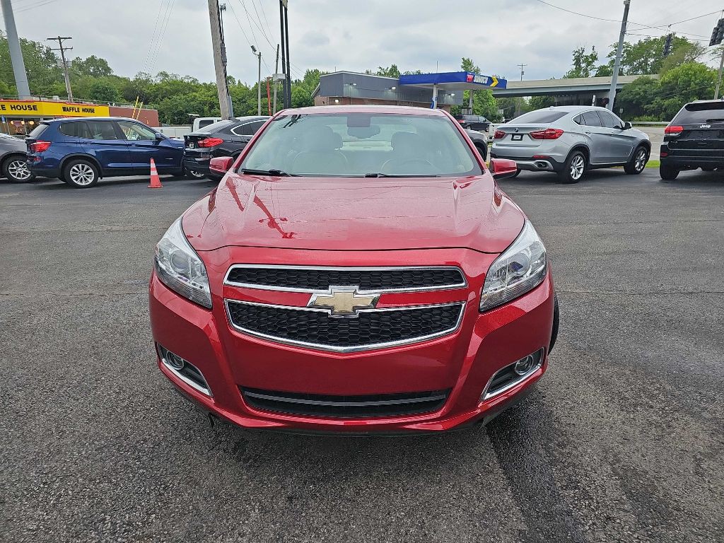 2013 Chevrolet Malibu Image 1