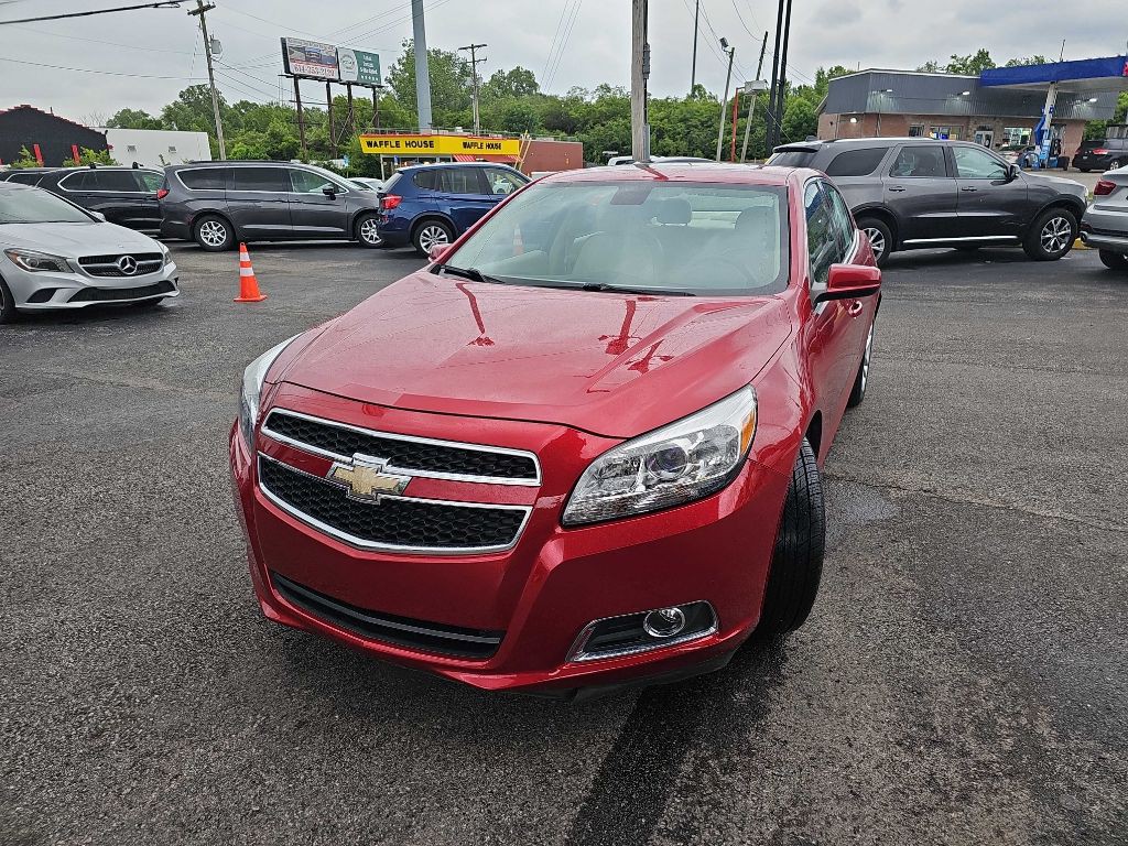 2013 Chevrolet Malibu Image 6
