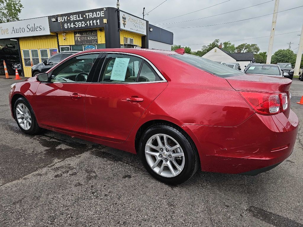 2013 Chevrolet Malibu Image 8