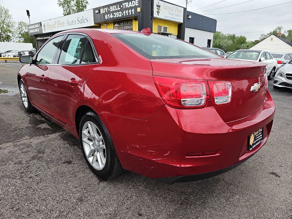 2013 Chevrolet Malibu Image 10
