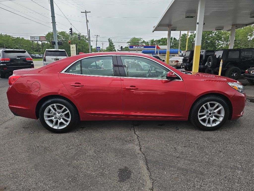 2013 Chevrolet Malibu Image 16
