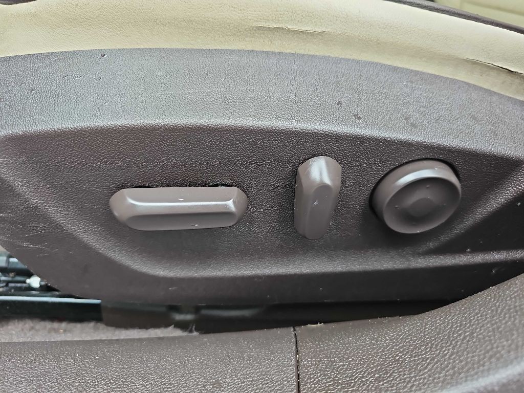 2013 Chevrolet Malibu Image 27