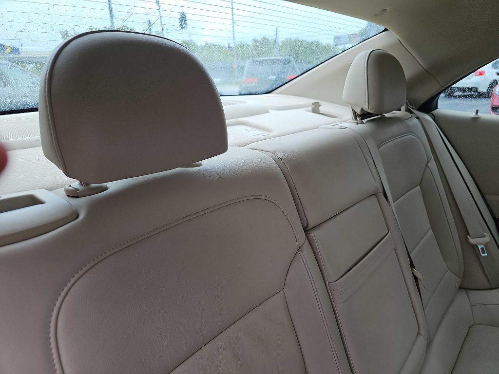 2013 Chevrolet Malibu Image 45