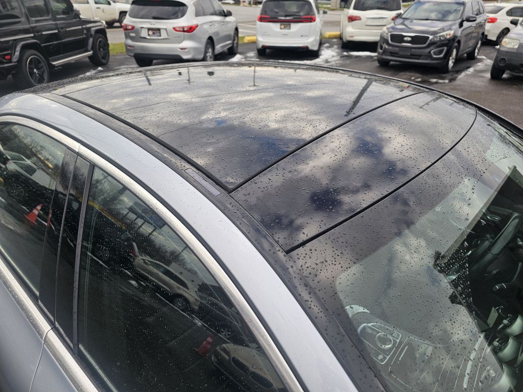 2018 Mercedes-Benz C-Class Image 16