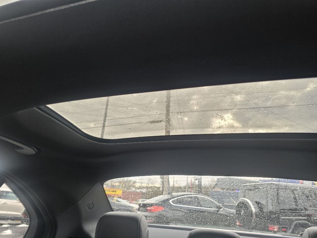 2018 Mercedes-Benz C-Class Image 27