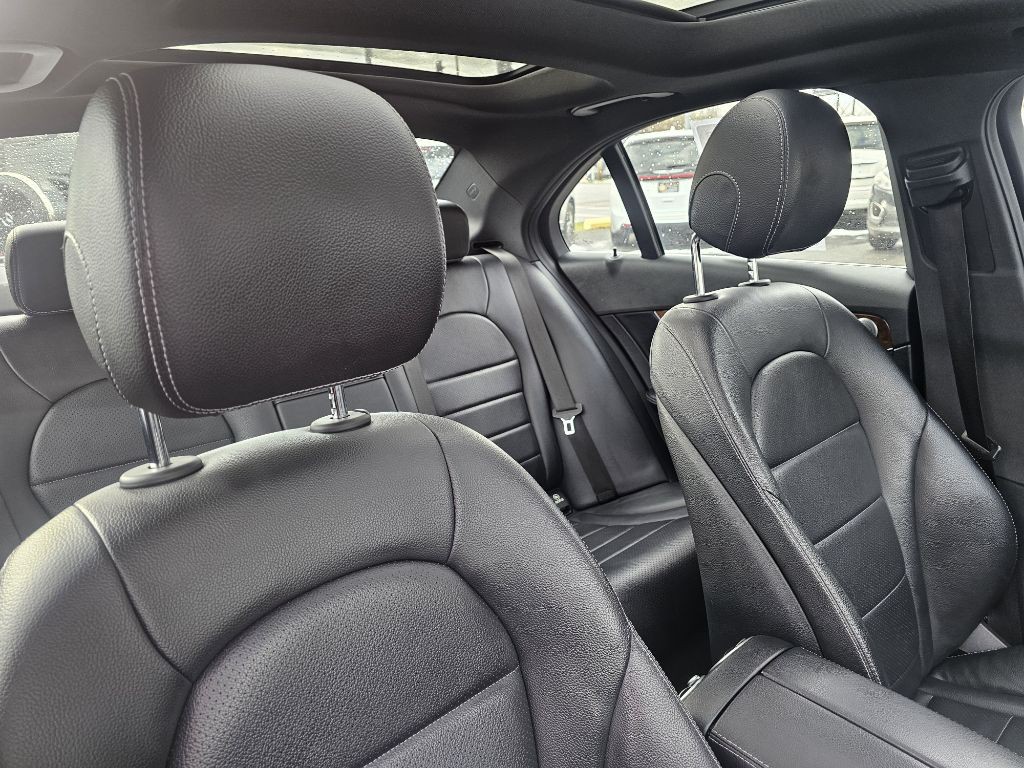 2018 Mercedes-Benz C-Class Image 47
