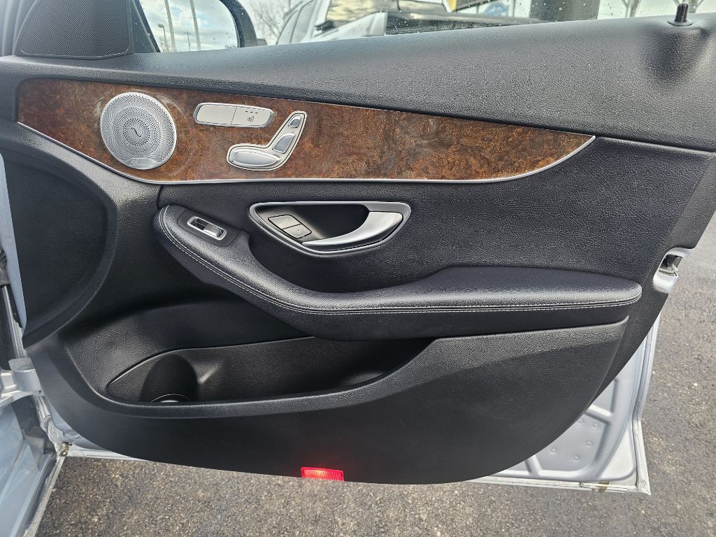 2018 Mercedes-Benz C-Class Image 49