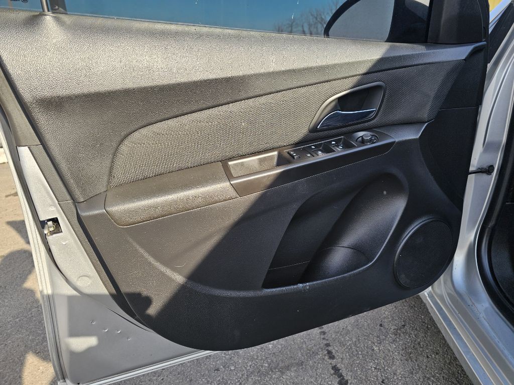 2016 Chevrolet Cruze Image 19