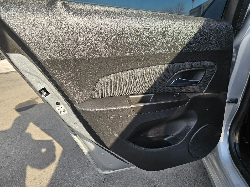 2016 Chevrolet Cruze Image 22