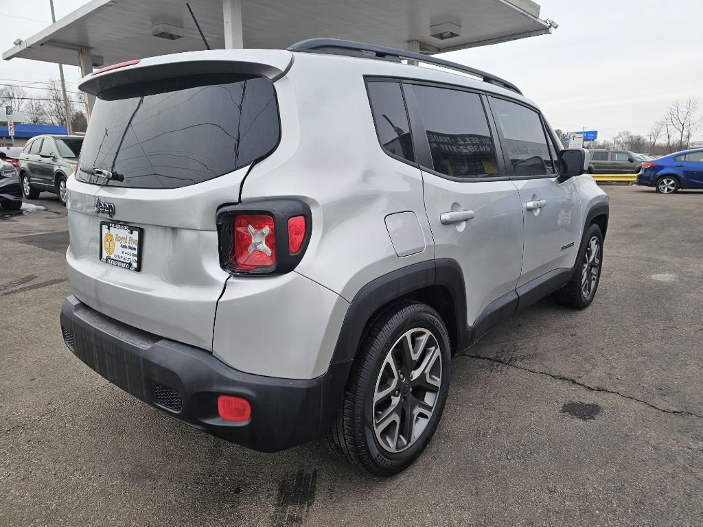 2016 Jeep Renegade Image 12