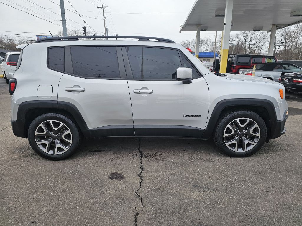 2016 Jeep Renegade Image 13