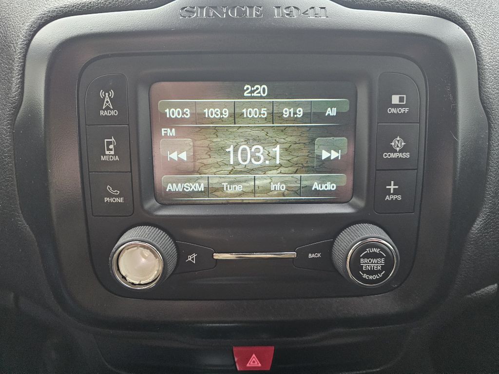 2016 Jeep Renegade Image 22