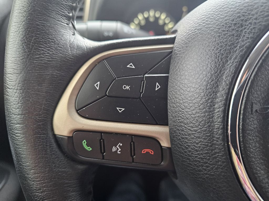 2016 Jeep Renegade Image 26