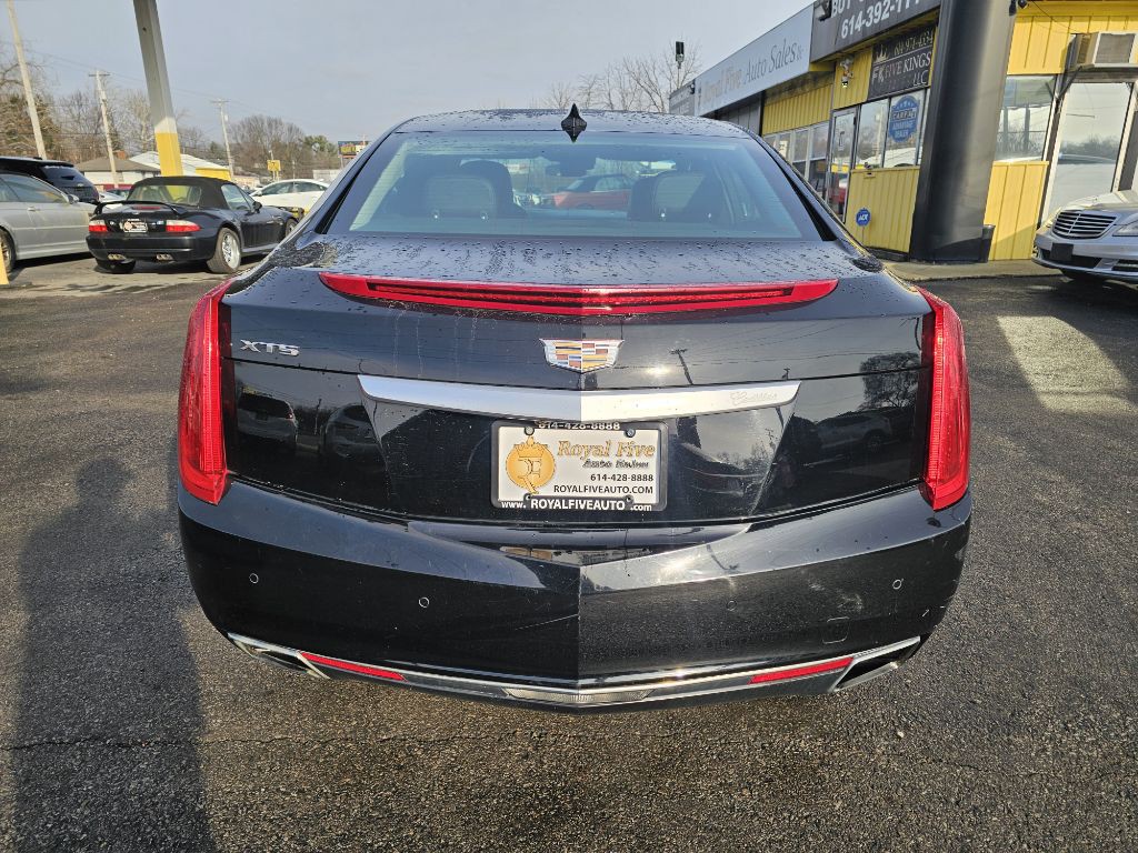 2016 Cadillac XTS Image 10