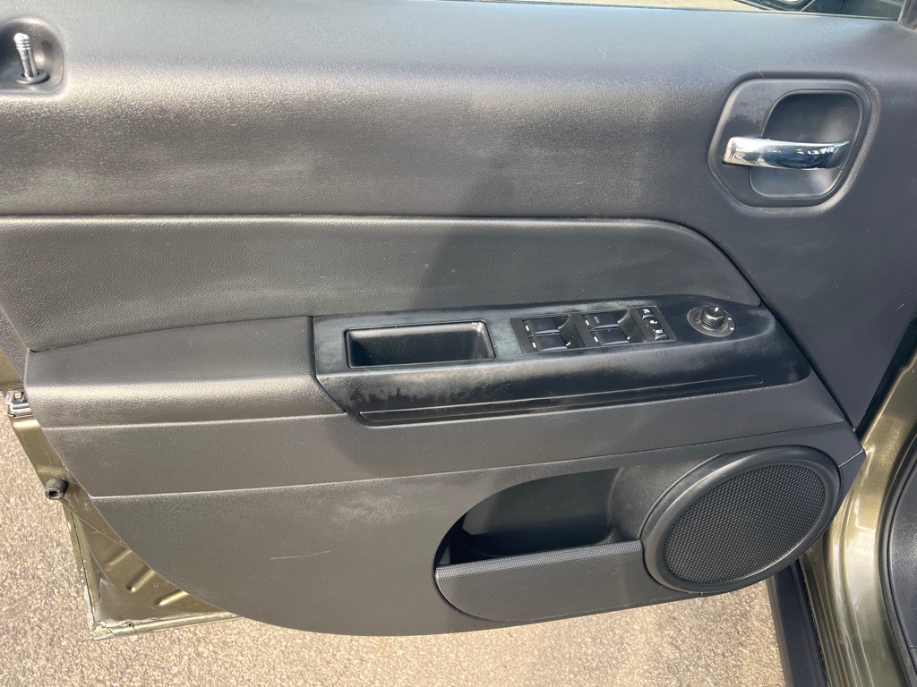 2016 Jeep Patriot Image 23