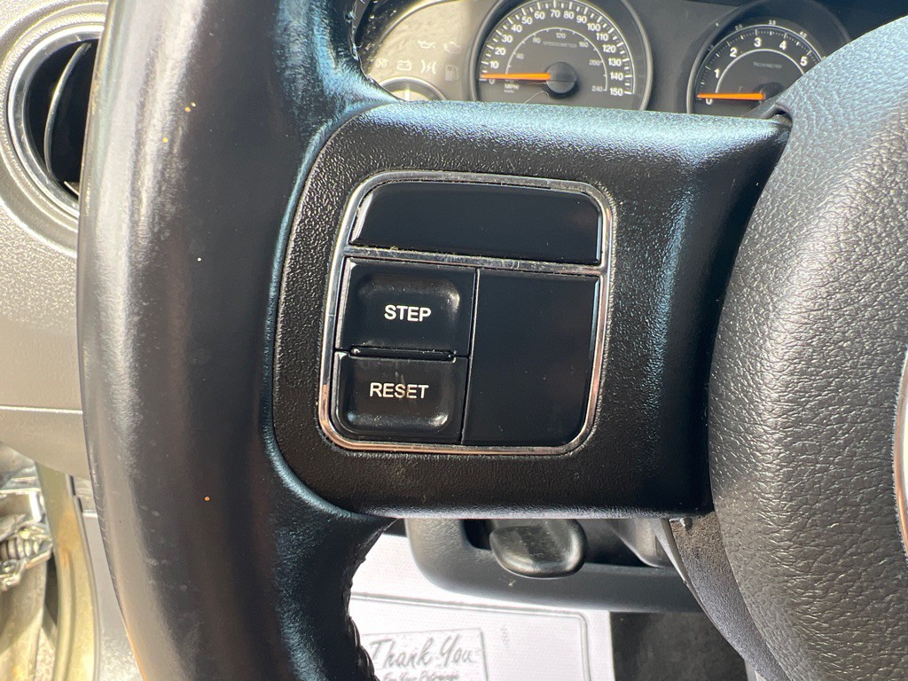 2016 Jeep Patriot Image 32