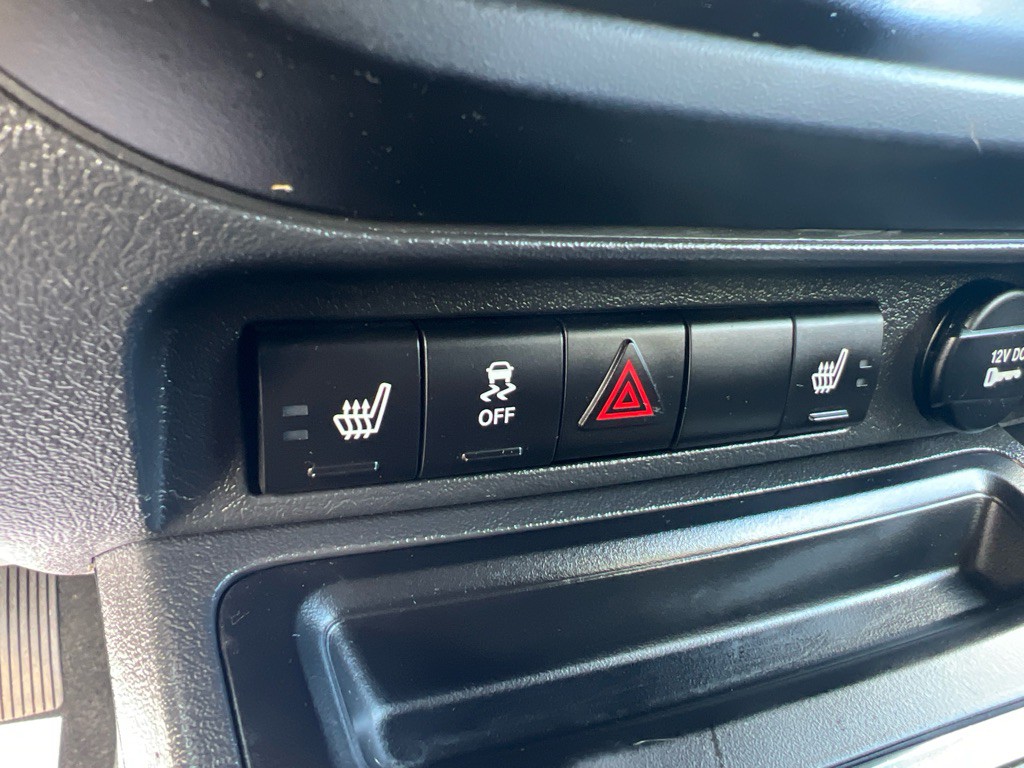 2016 Jeep Patriot Image 35