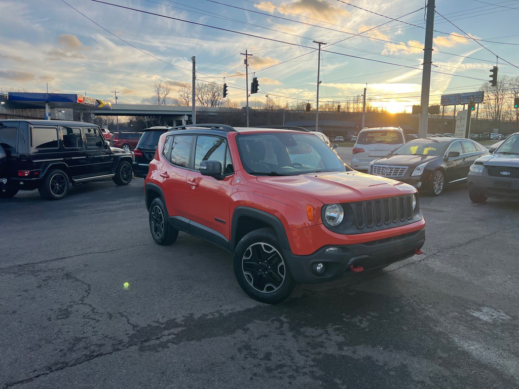 2017 Jeep Renegade Image 2