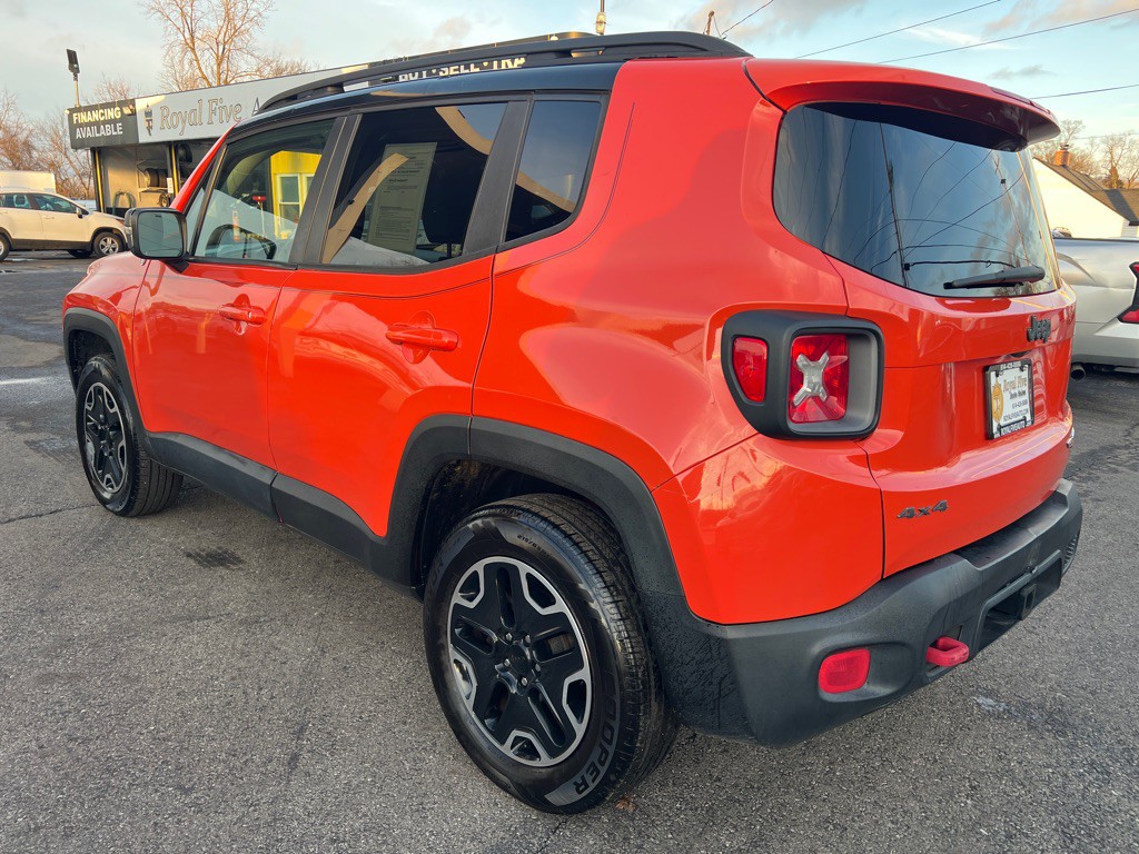 2017 Jeep Renegade Image 13