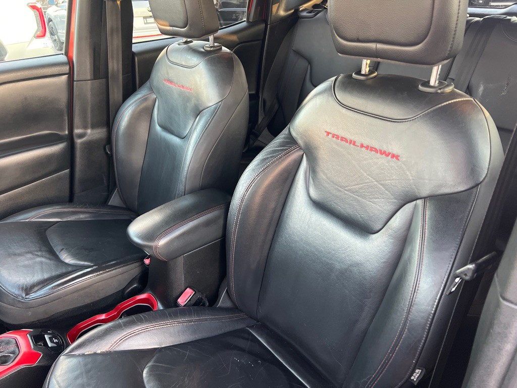 2017 Jeep Renegade Image 27