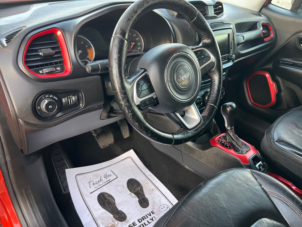 2017 Jeep Renegade Image 28