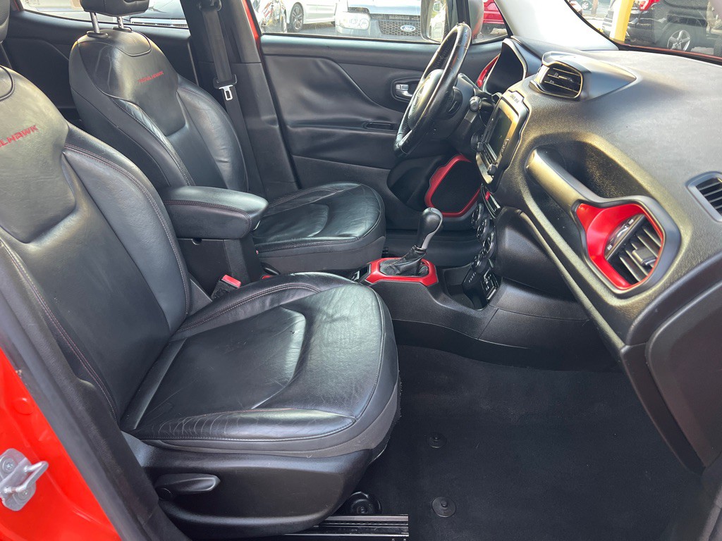 2017 Jeep Renegade Image 33