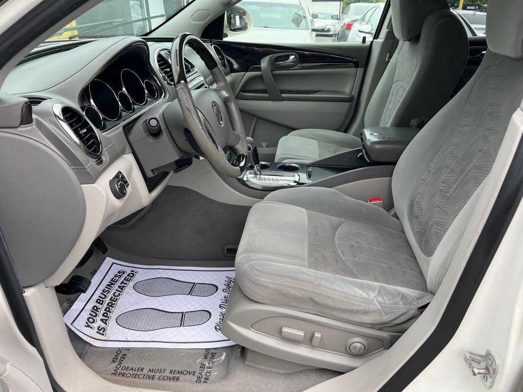 2015 Buick Enclave Image 16