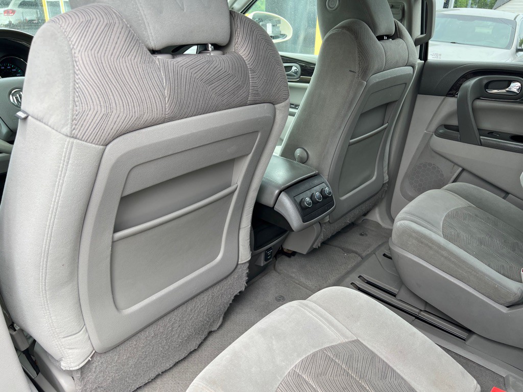 2015 Buick Enclave Image 17
