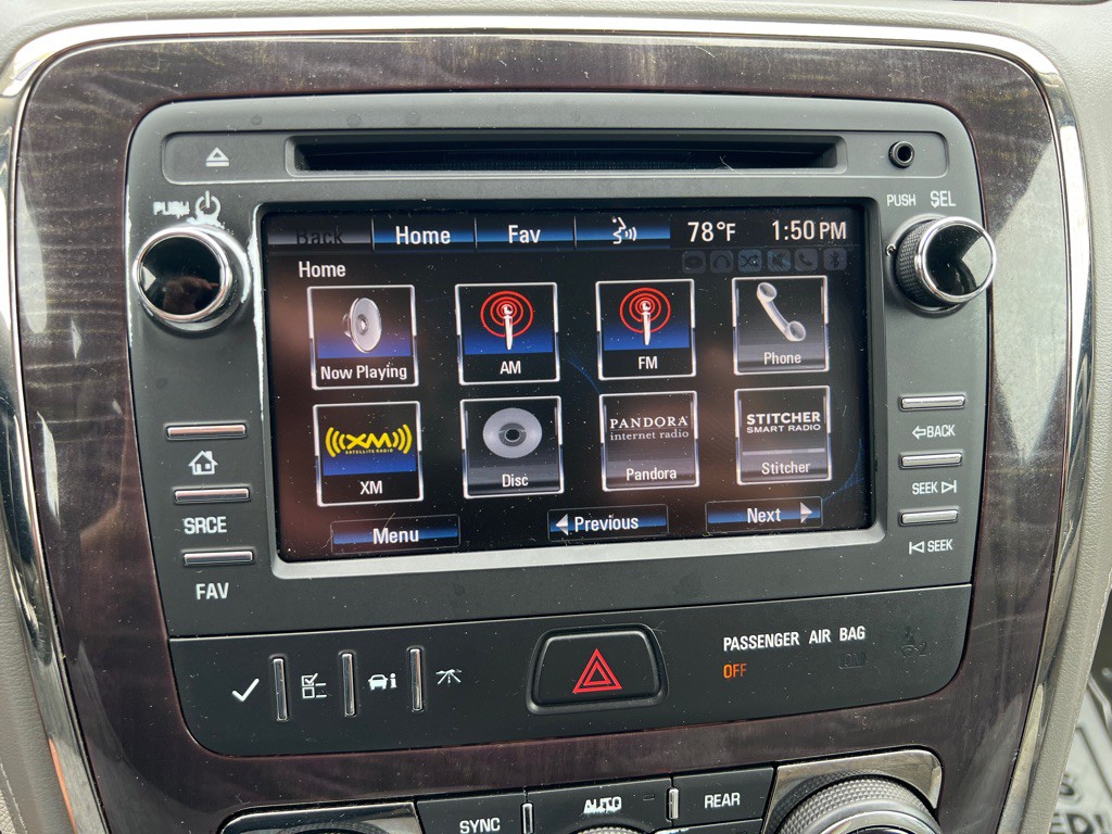 2015 Buick Enclave Image 18