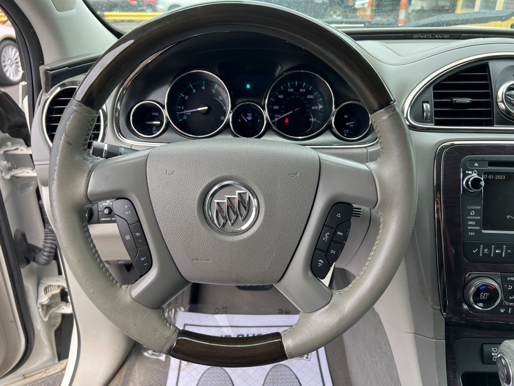 2015 Buick Enclave Image 22