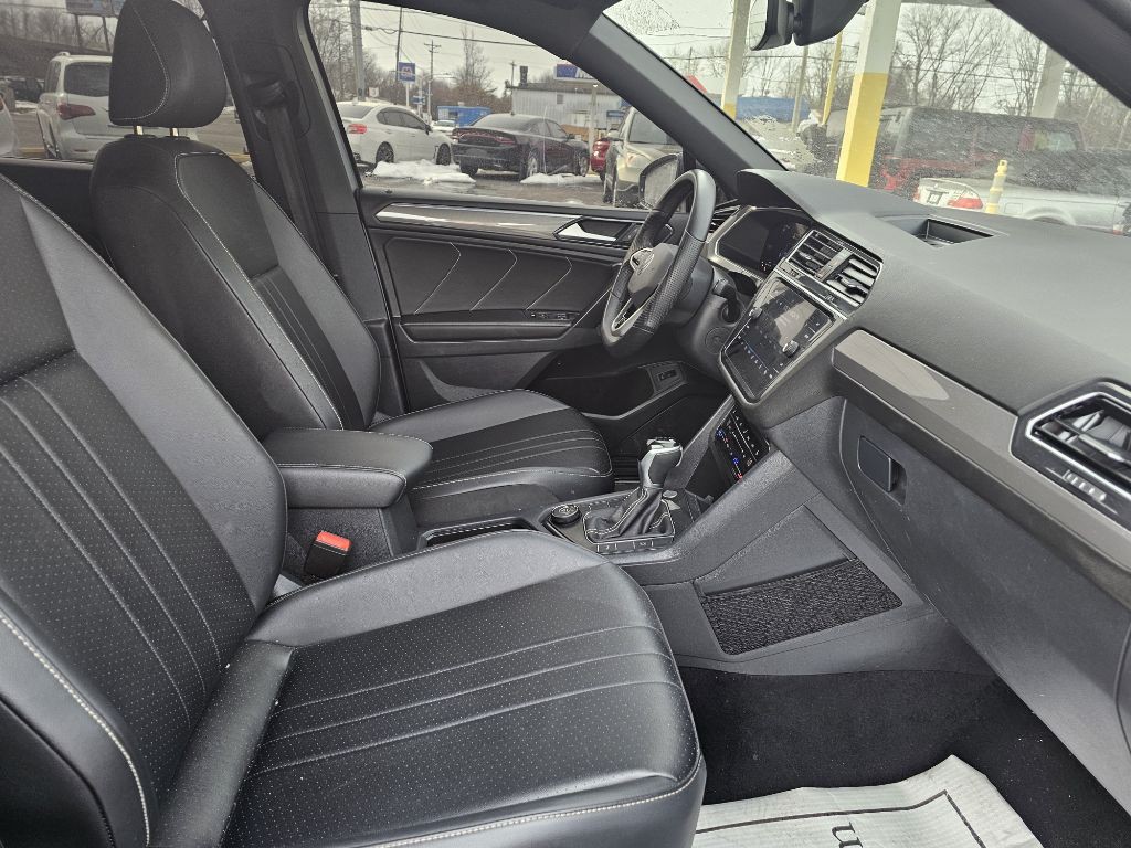 2024 Volkswagen Tiguan Image 38