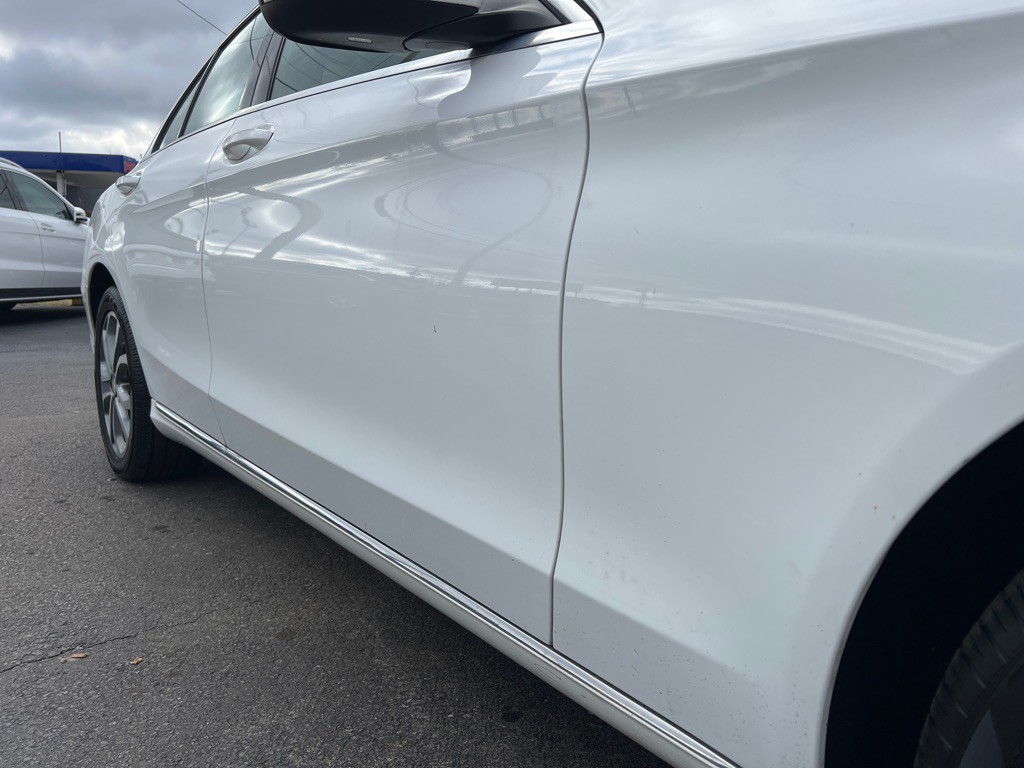 2015 Mercedes-Benz C-Class Image 22