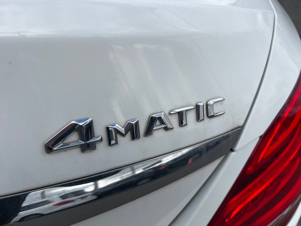 2015 Mercedes-Benz C-Class Image 26