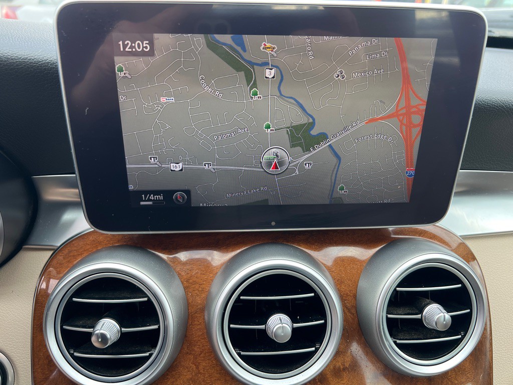 2015 Mercedes-Benz C-Class Image 48