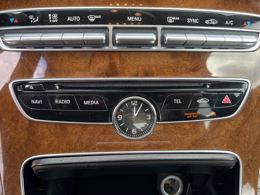 2015 Mercedes-Benz C-Class Image 51