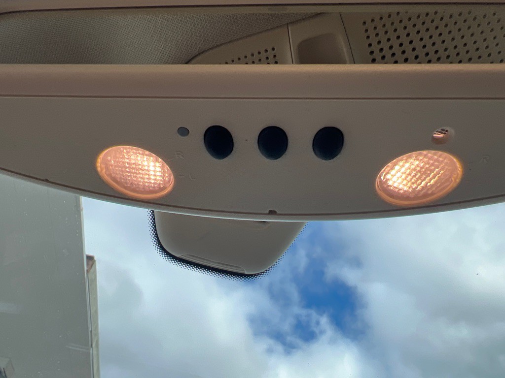 2015 Mercedes-Benz C-Class Image 55