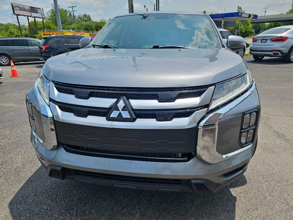 2023 Mitsubishi Outlander Image 7