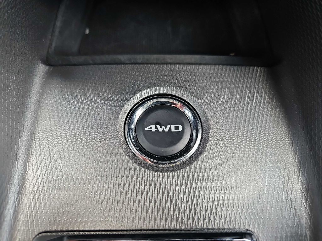 2023 Mitsubishi Outlander Image 34