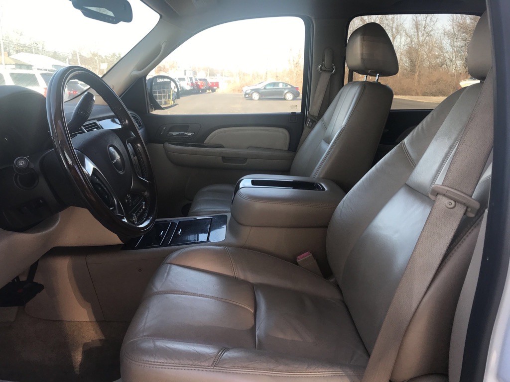 2007 GMC Yukon Image 11