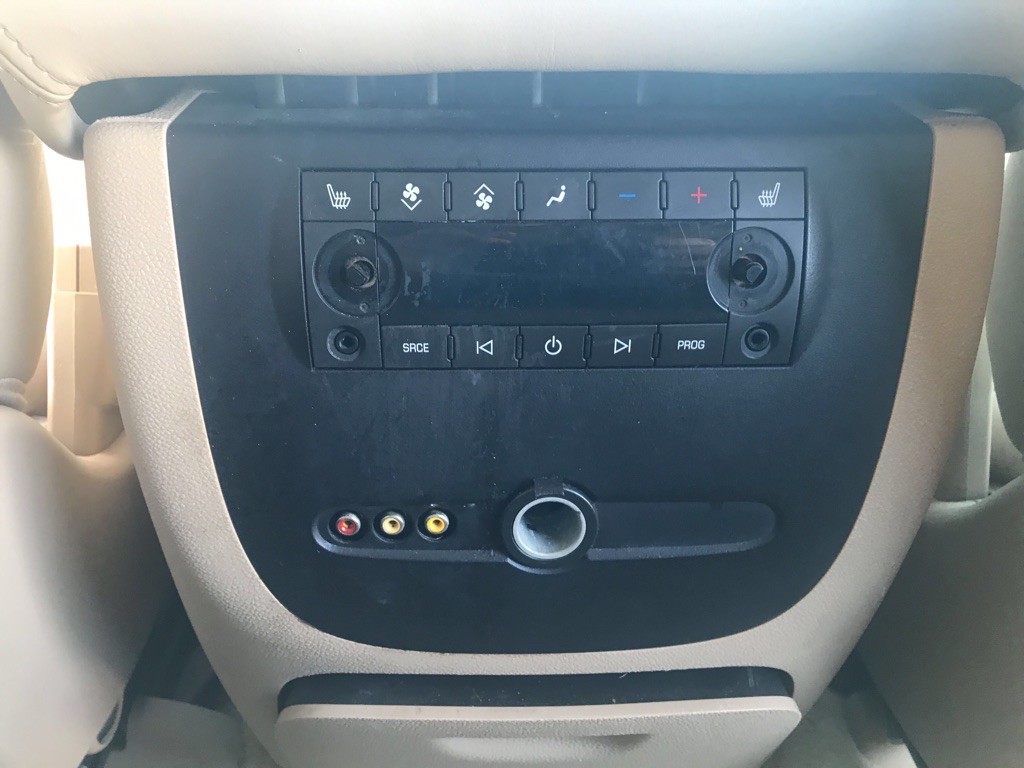 2007 GMC Yukon Image 28