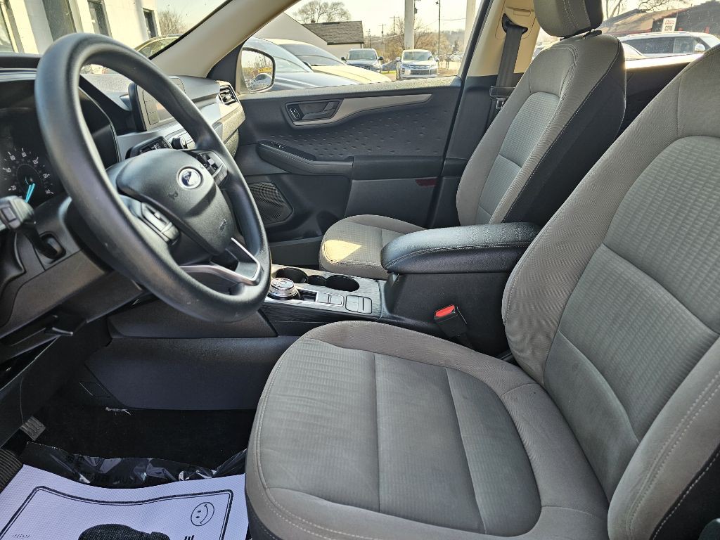 2020 Ford Escape Image 11