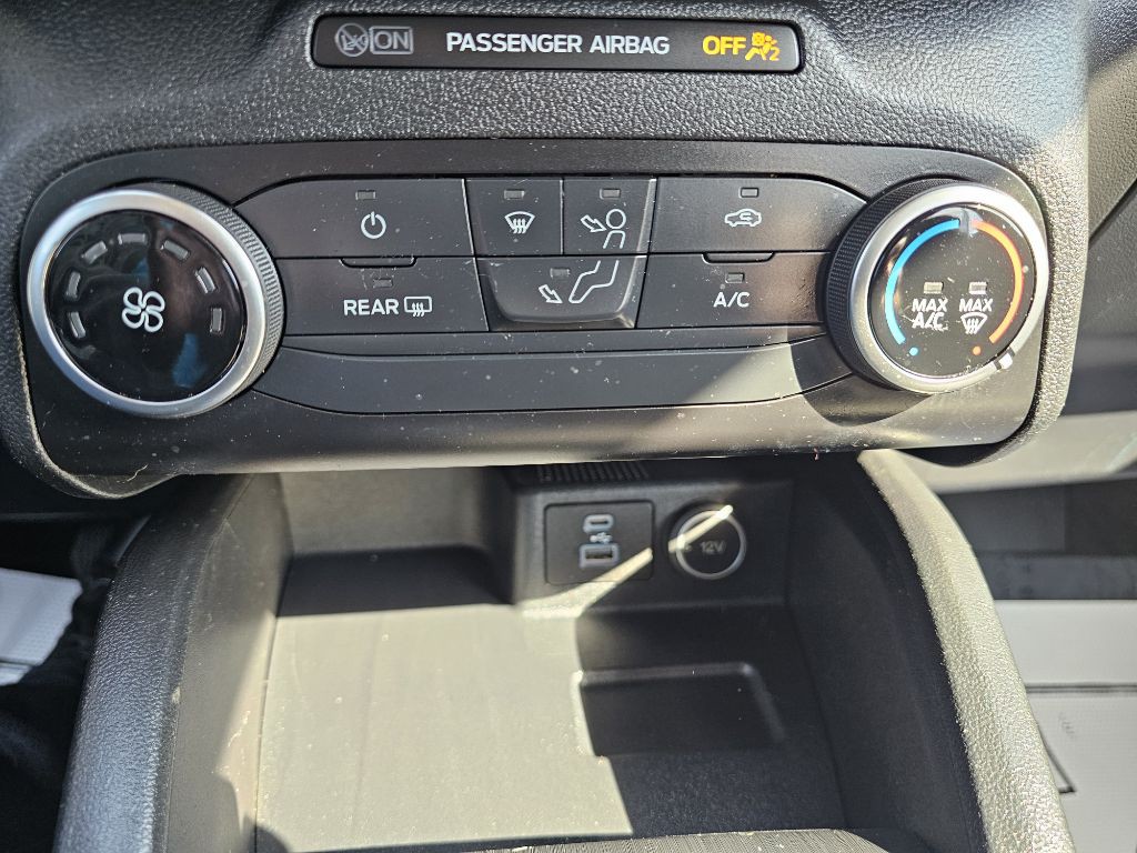 2020 Ford Escape Image 18