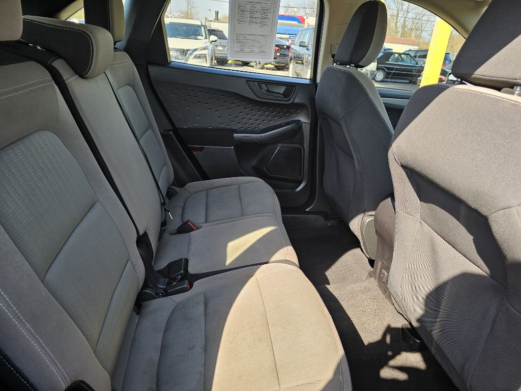 2020 Ford Escape Image 30