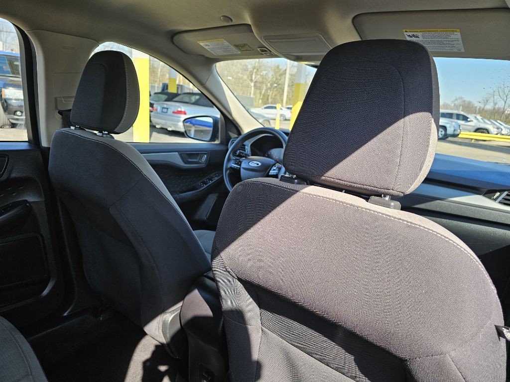 2020 Ford Escape Image 32