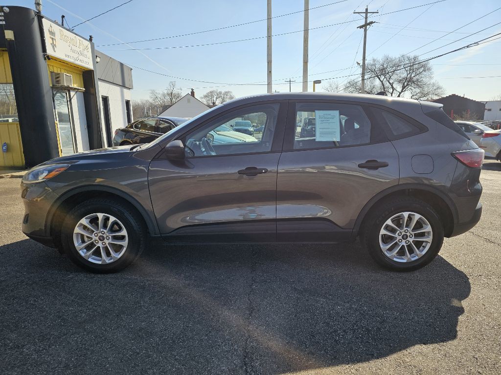 2020 Ford Escape Image 3