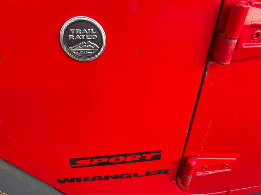 2016 Jeep Wrangler Image 16