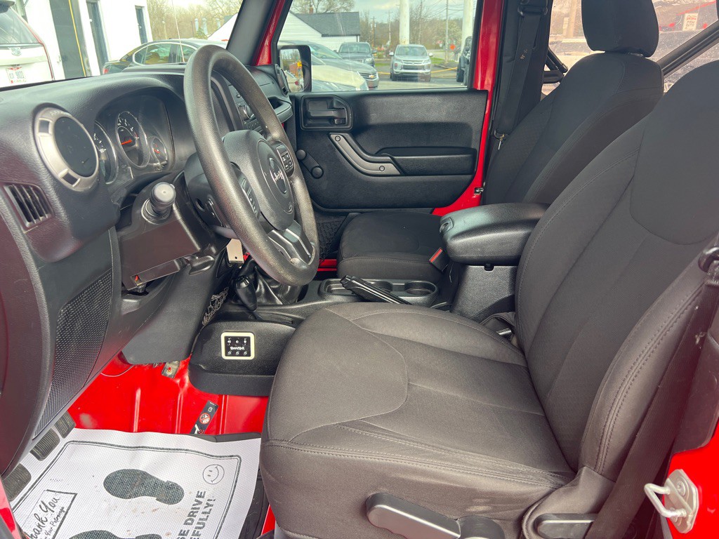 2016 Jeep Wrangler Image 18