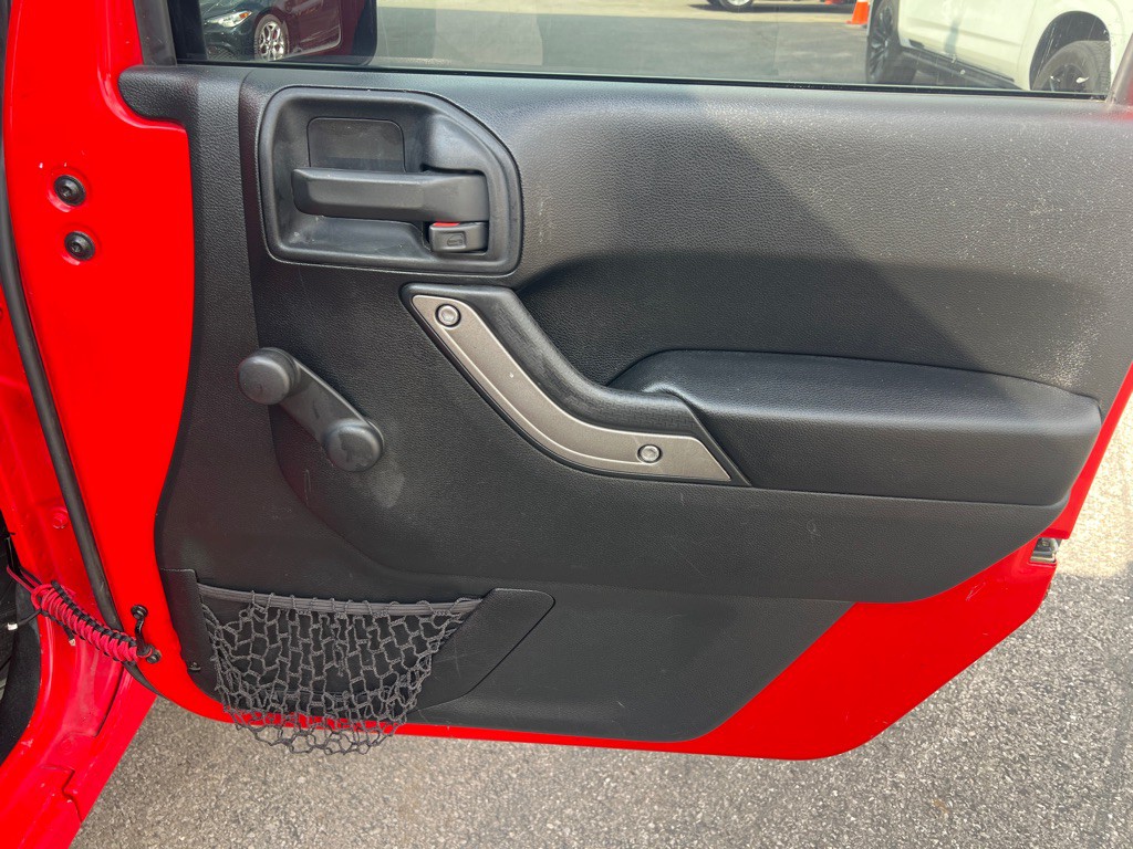 2016 Jeep Wrangler Image 26