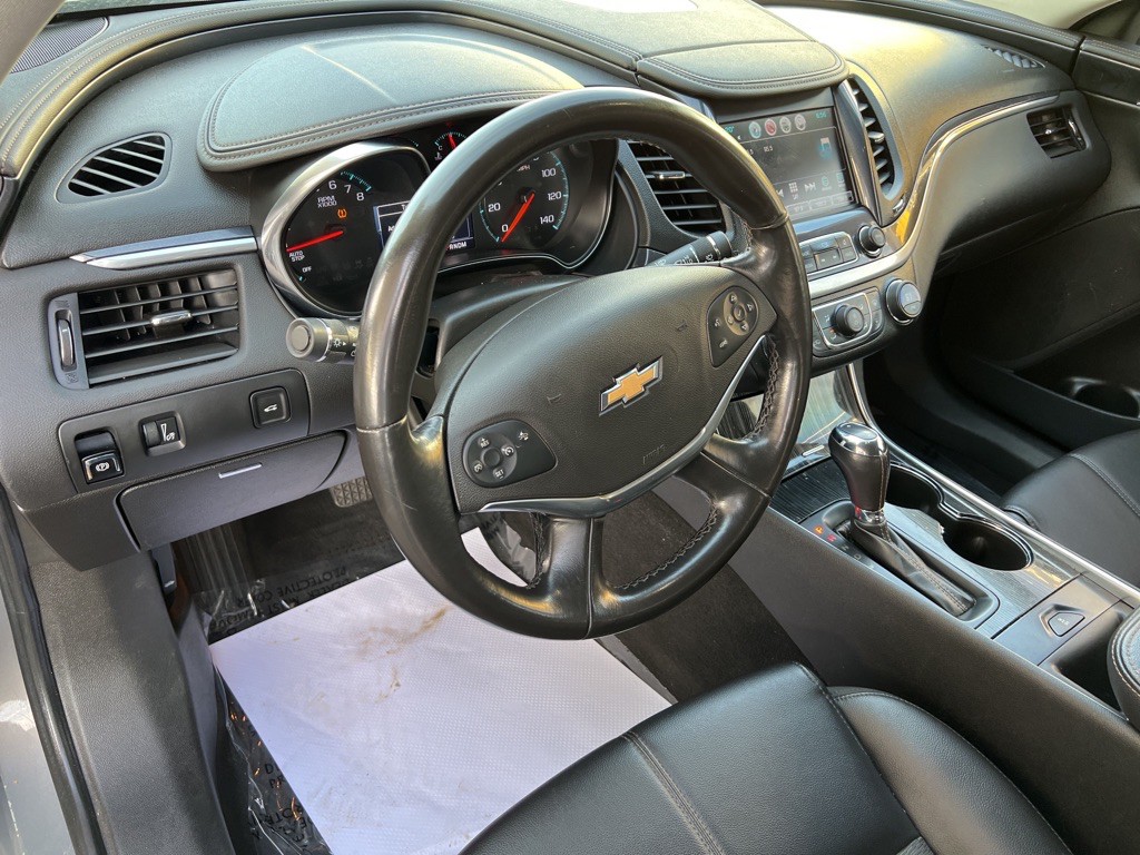 2017 Chevrolet Impala Image 12